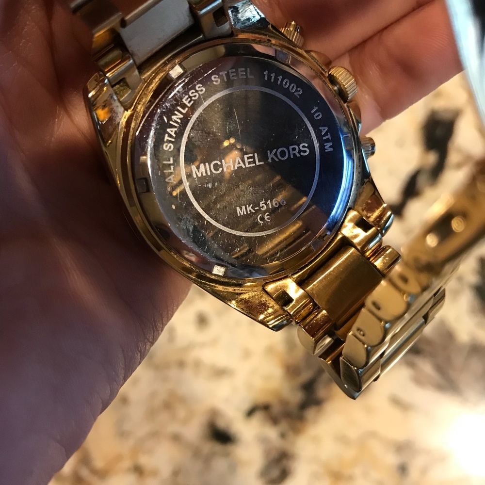 Michael Kors Authentic Watch - Picture 4 of 4